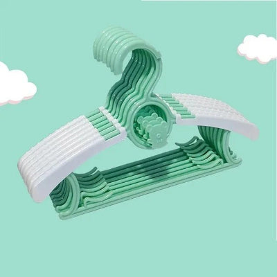 cintre enfant évolutif réglable vert